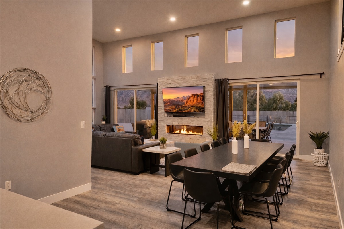 Table seating for 12