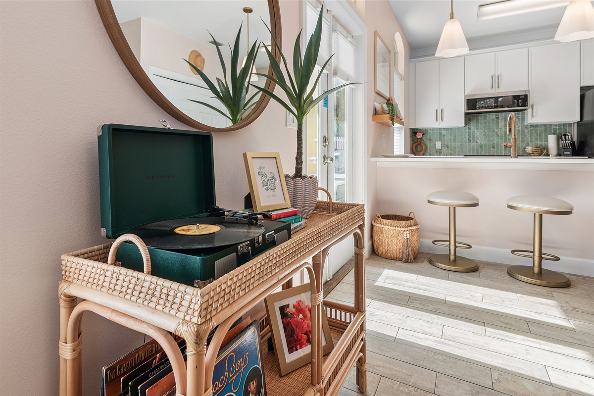What a unique amenity - play some vintage records while cooking and dining!