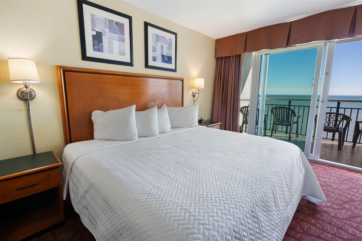 Bedroom Beautifully Decorated with Amazing Views 💫✨