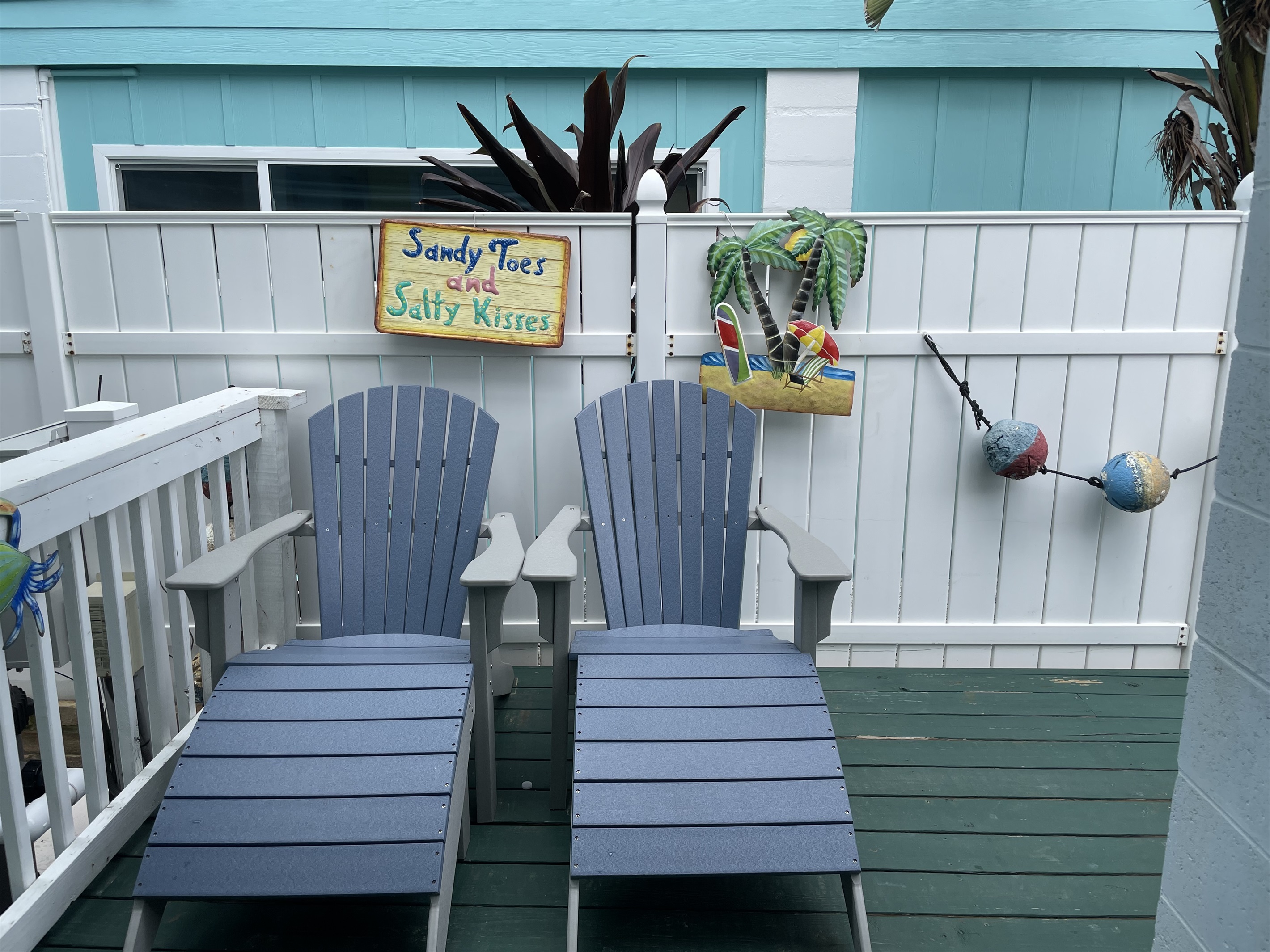 Back Deck Lounge Chairs