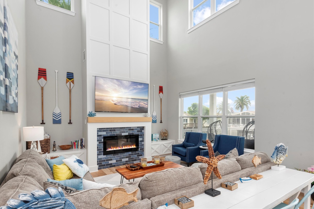 840a7948af4d40cfba93045b3f08309d Large | Beachhouse | Texas | TX | Vacation Homes | Galveston | Crystal Beach | Kokomo | Breezy Days | Beachfront Elegance | Sunrise Serenity | Southern Sands Property Management, LLC