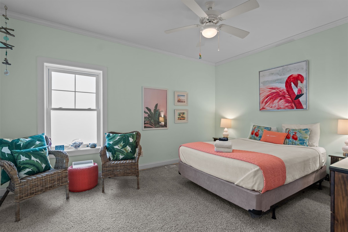 1st floor bedroom 3: queen bed sleeps 2