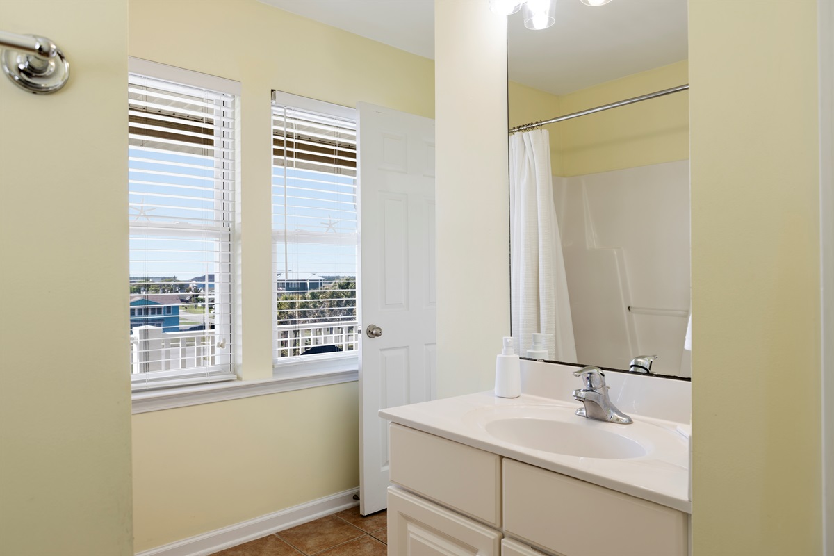 Bath linens and start soaps provided