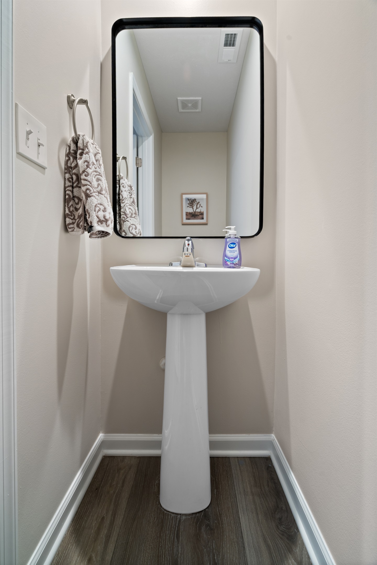 First floor powder bath