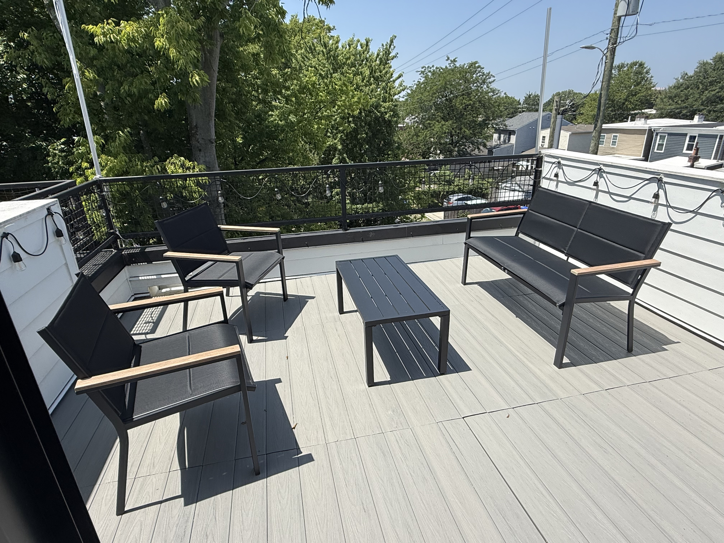 Private Terrace: Sip on your favorite drink while soaking in stunning skyline views!