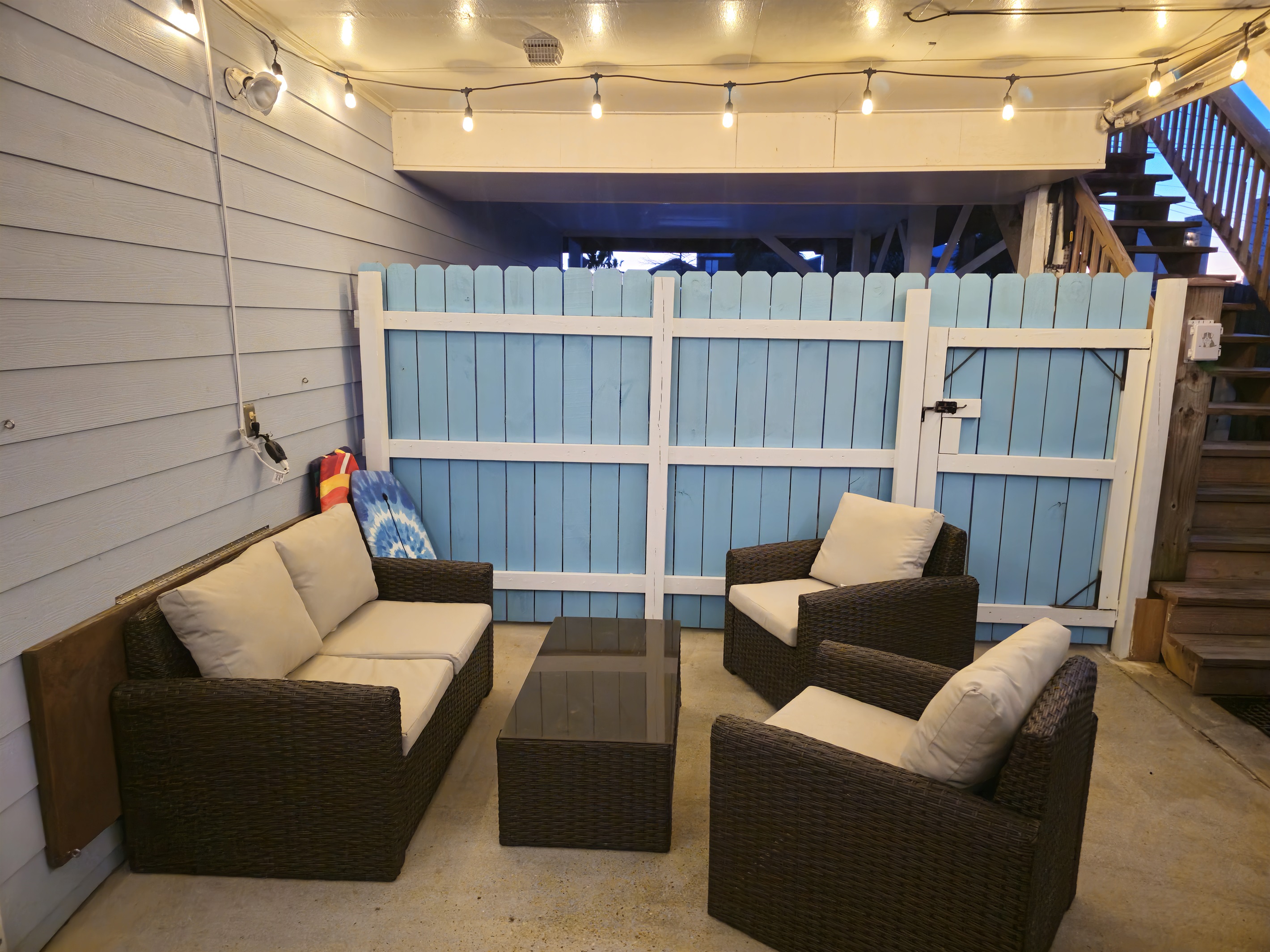 Covered seating to hang outside or play some boardgames