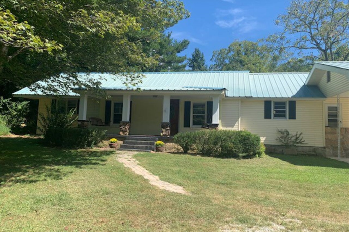 Baird Farmhouse Front