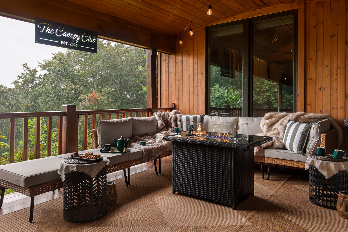 {Fire Pit Deck} Cozy up around the fire after dinner, take in the mountain air, and linger over drinks and conversation.