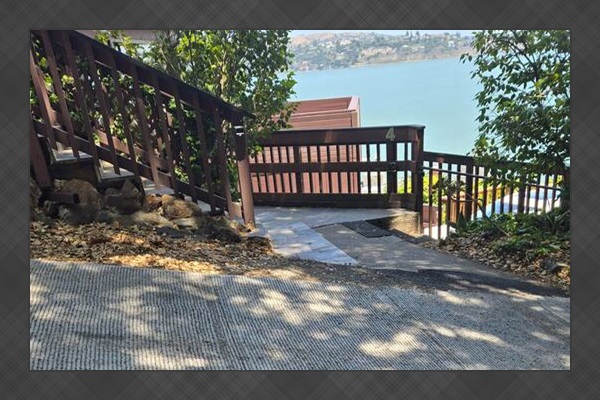 Accessible From Street (no steps)