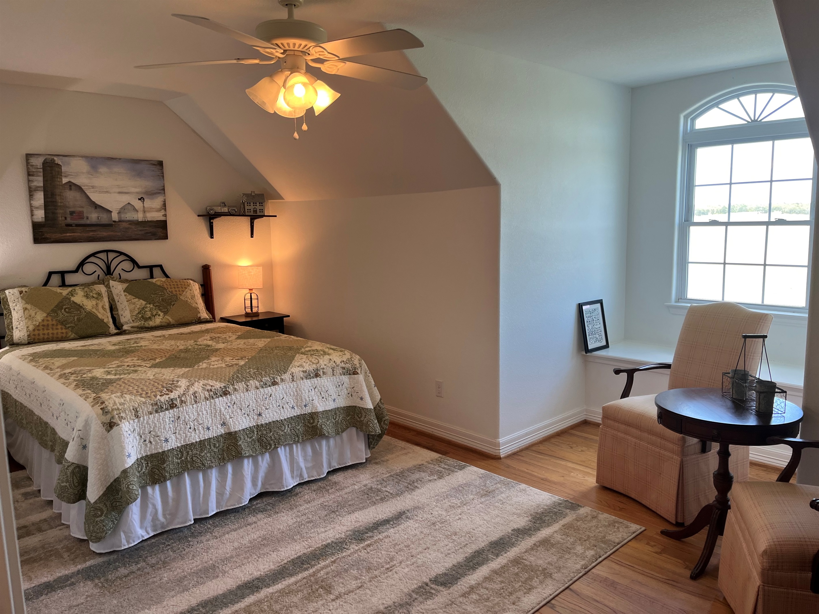 Country green antique theme