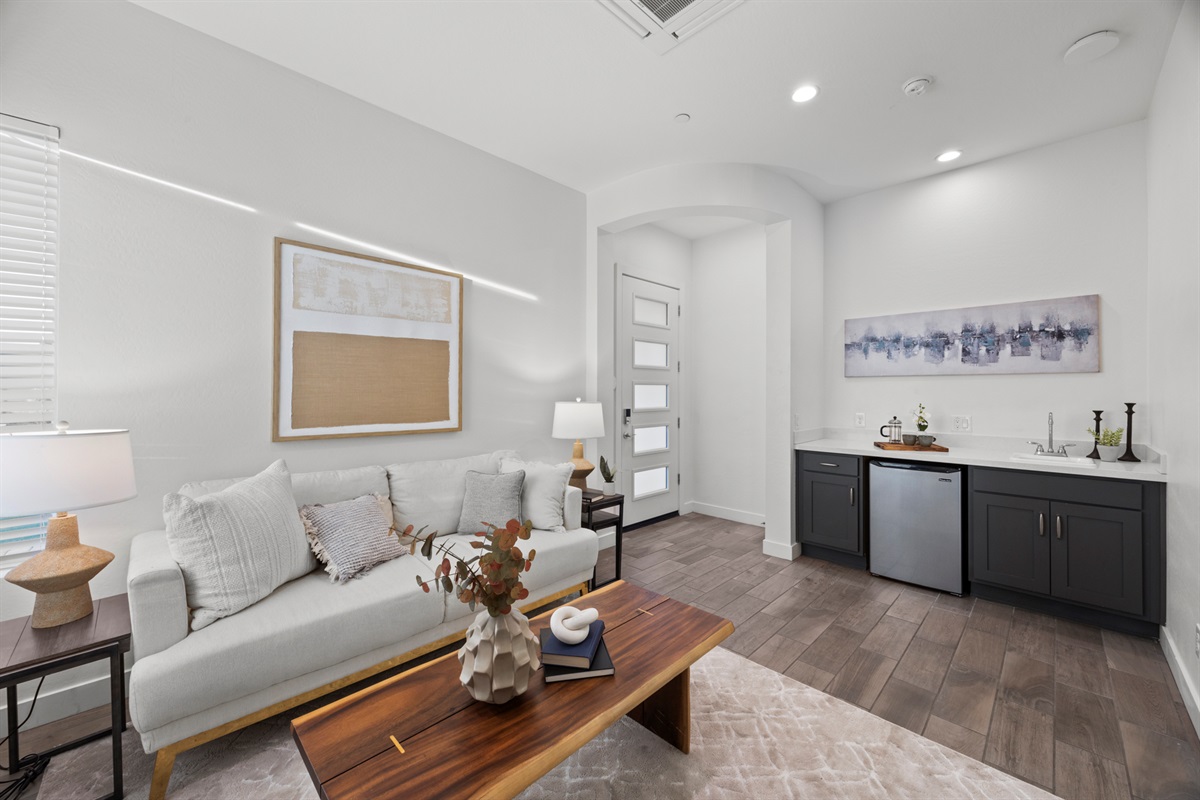 The Grand Peoria Estate – 5BR / 4.5BA Luxury + Casita — Modern Home | Sleeps 10 | Family Escape w/ Casita, Peoria, Arizona — photo 53