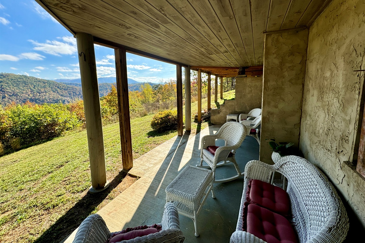 FALL COVERED PATIO VIEW