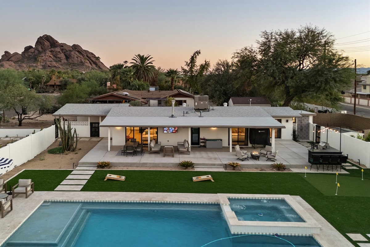 Camelback Casa | 4BR in Scottsdale | Heated Pool & Hot Tub — Casa Camelback | 3BR+Bunkhouse | Heated Pool & Hot Tub, Scottsdale, Arizona — photo 50