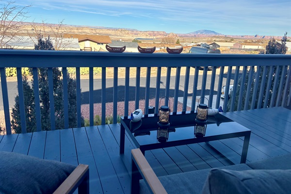 Front Patio with Lake Powell View