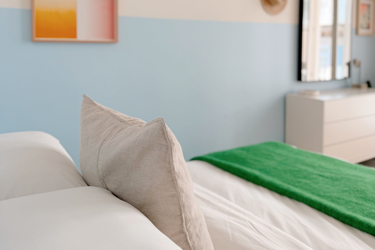 Hybrid mattress.
