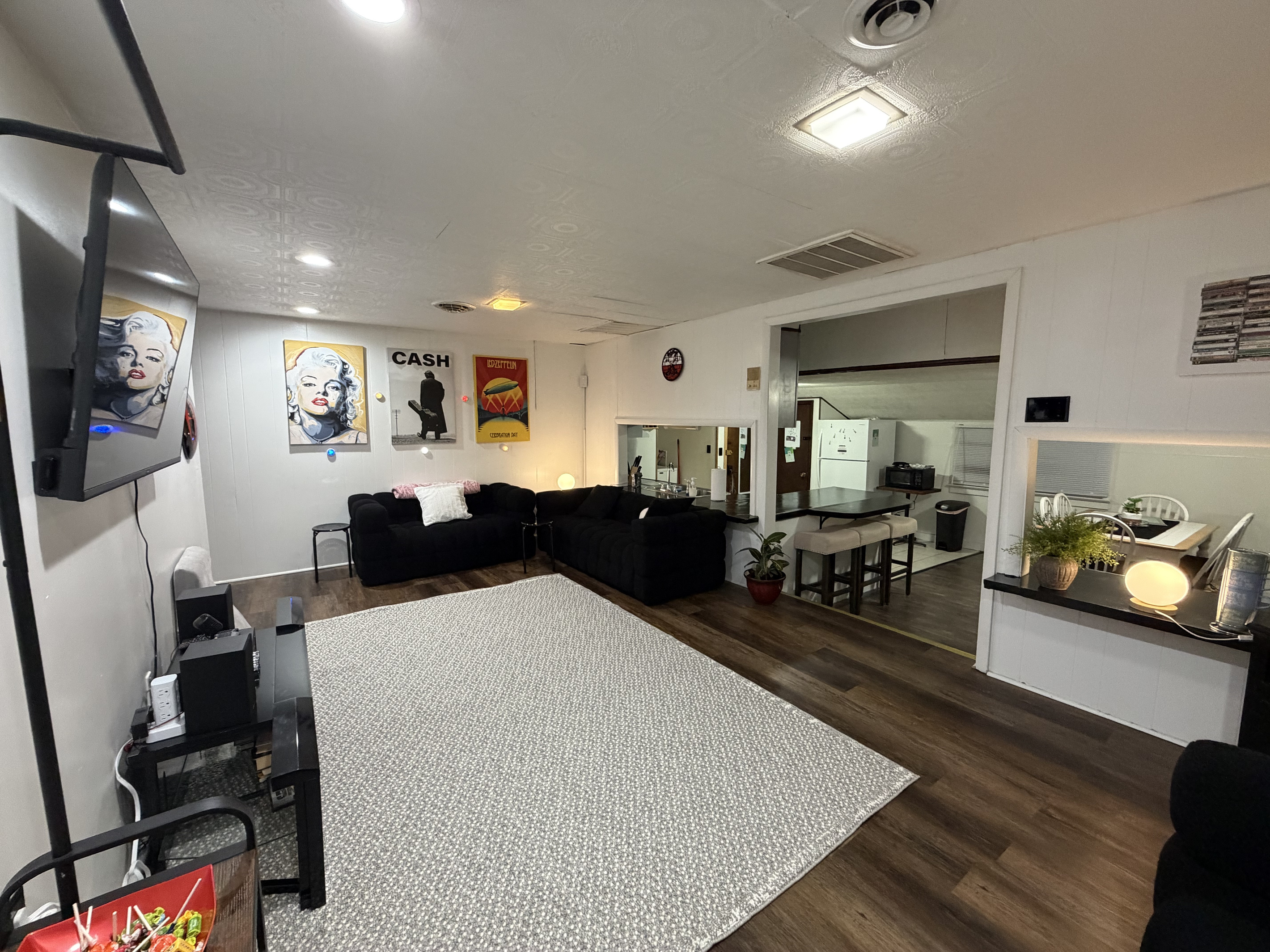 Good music, good company, and plenty of personality!  A comfortable spot to unwind after exploring Shippensburg.