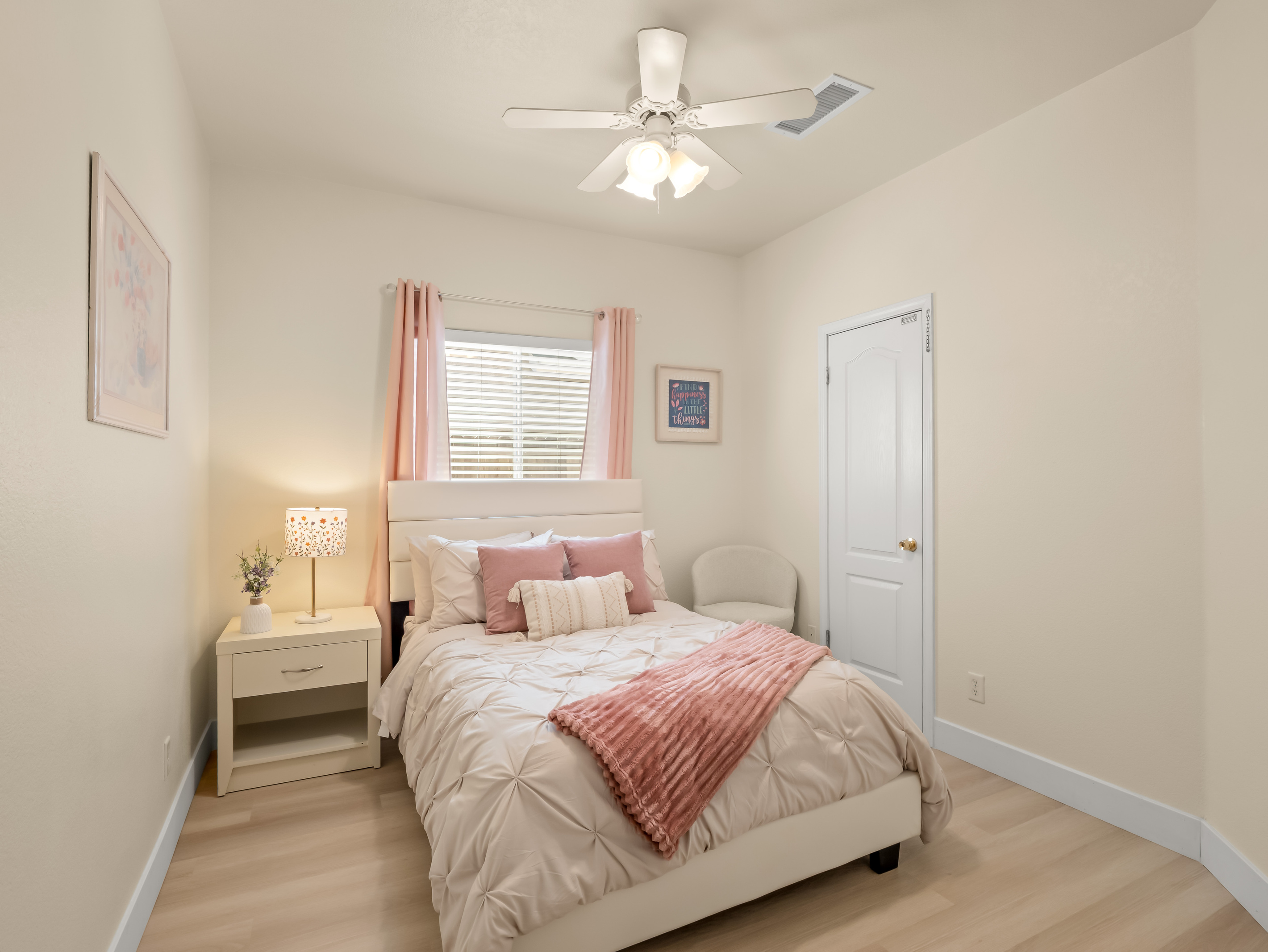 Drift off to sleep in this cozy and beautifully appointed bedroom featuring soft linens, calming décor, and a comfortable bed. Thoughtful touches throughout create a peaceful retreat where you can truly relax and recharge.