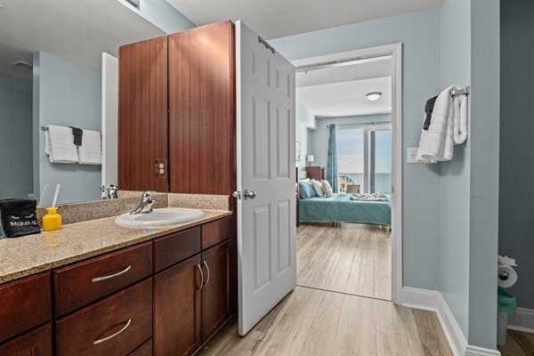 Primary bath suite