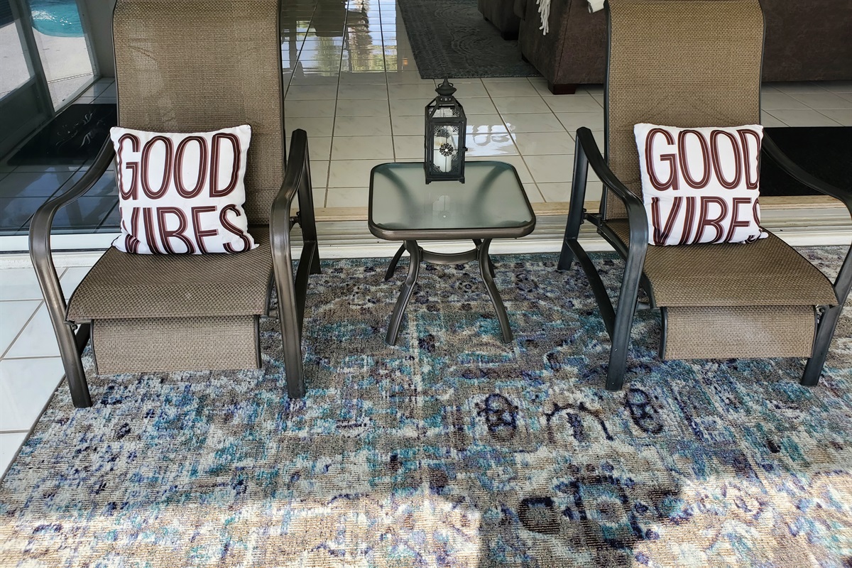 Lanai seating