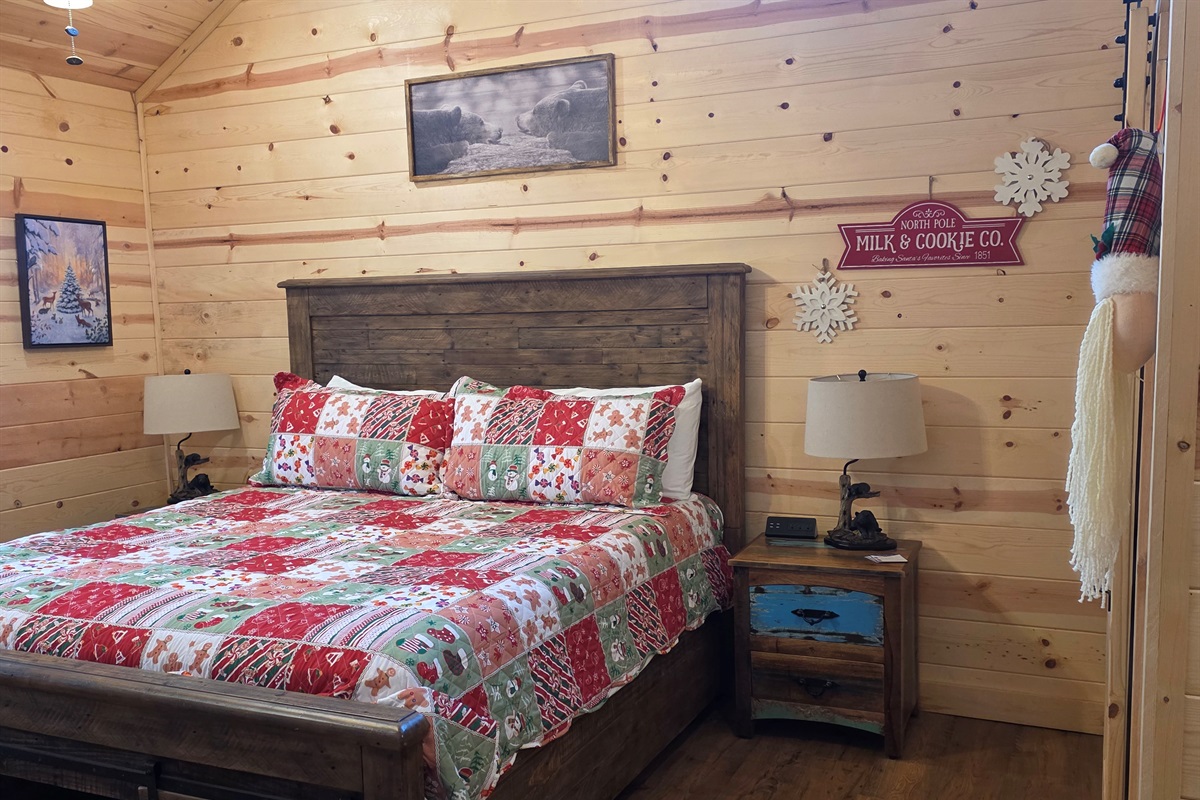 Bedroom 2 Christmas quilt and light decor