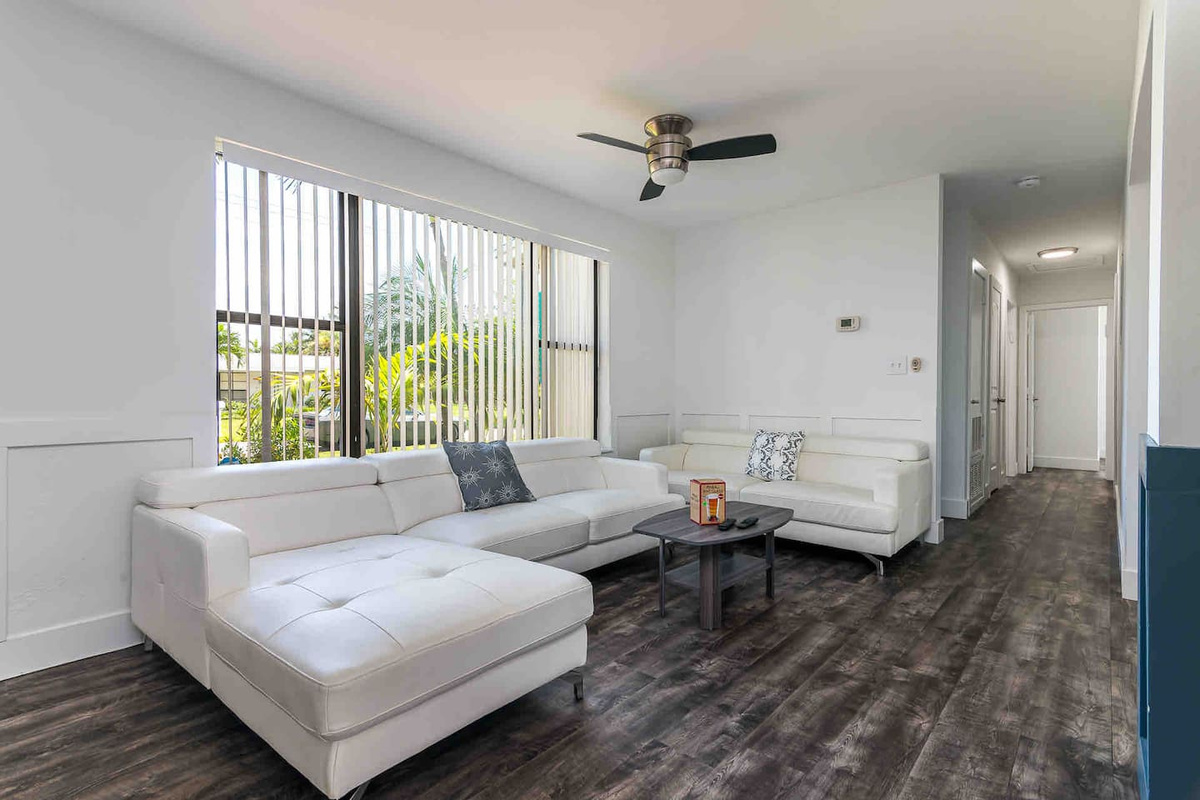 Cozy Sitting Area with Leather Sofa