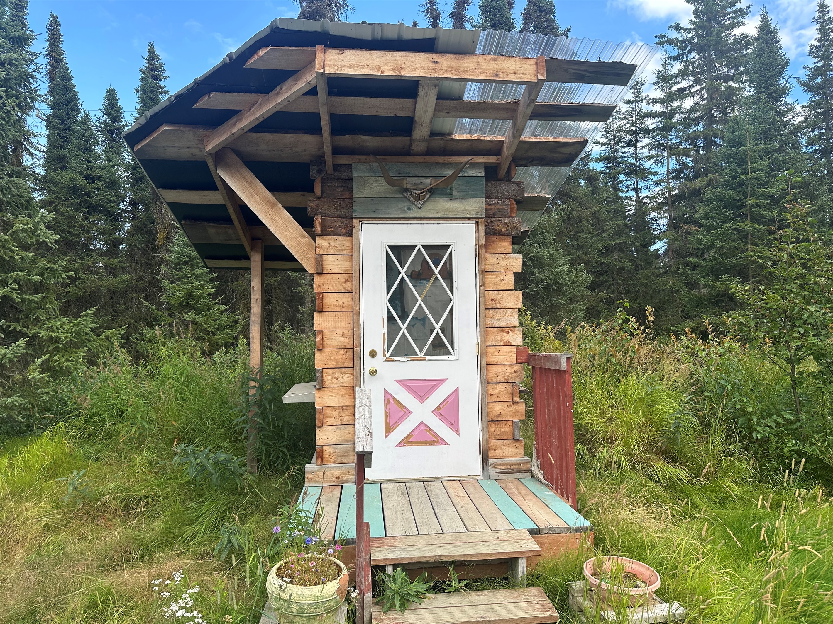 Toilet inside the Outside - No Toilet inside of the house