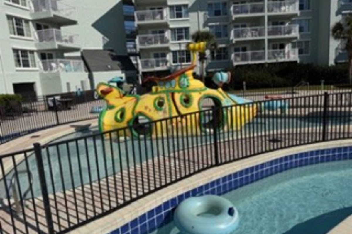 Kiddie Pool and Lazy River