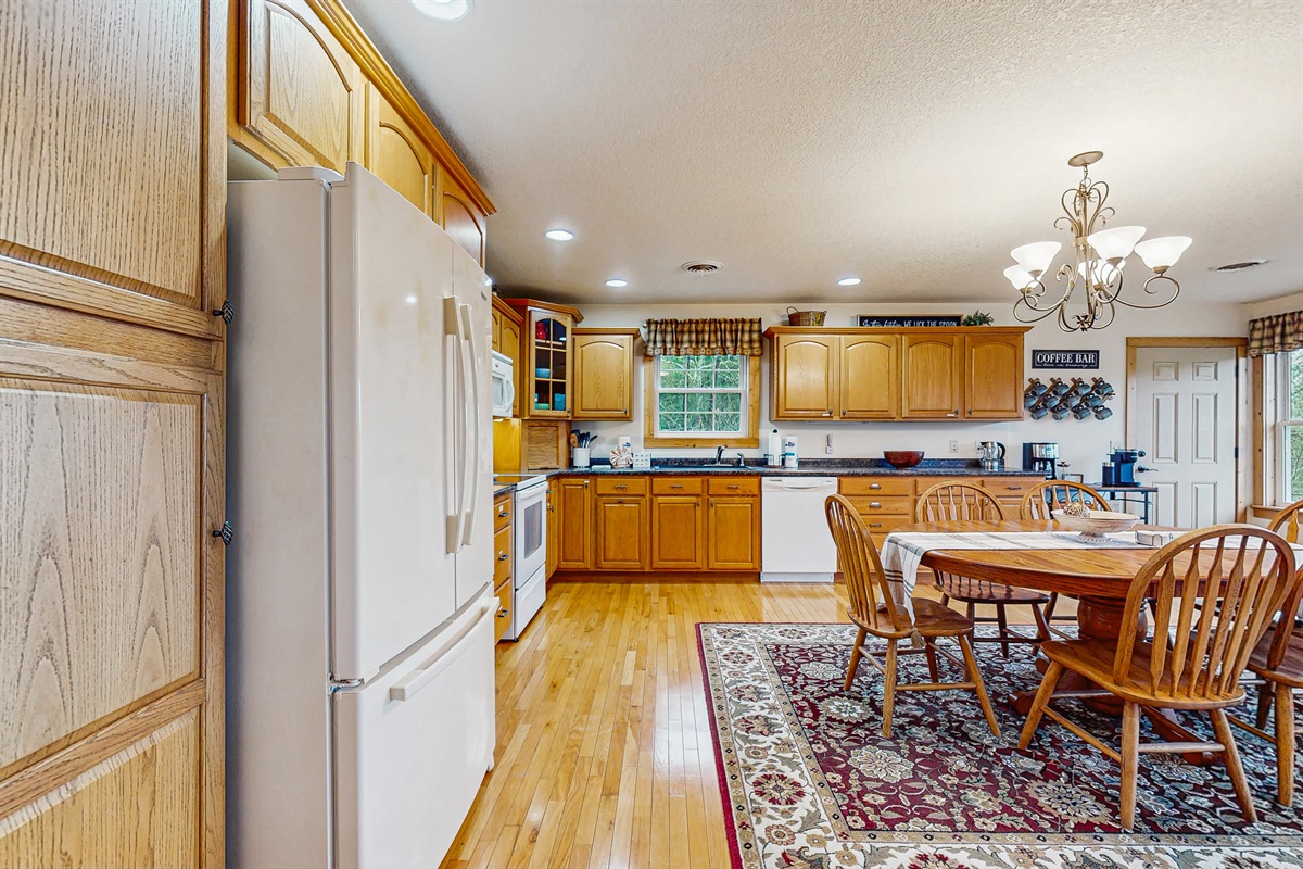 Open concept kitching with jaw dropping views!