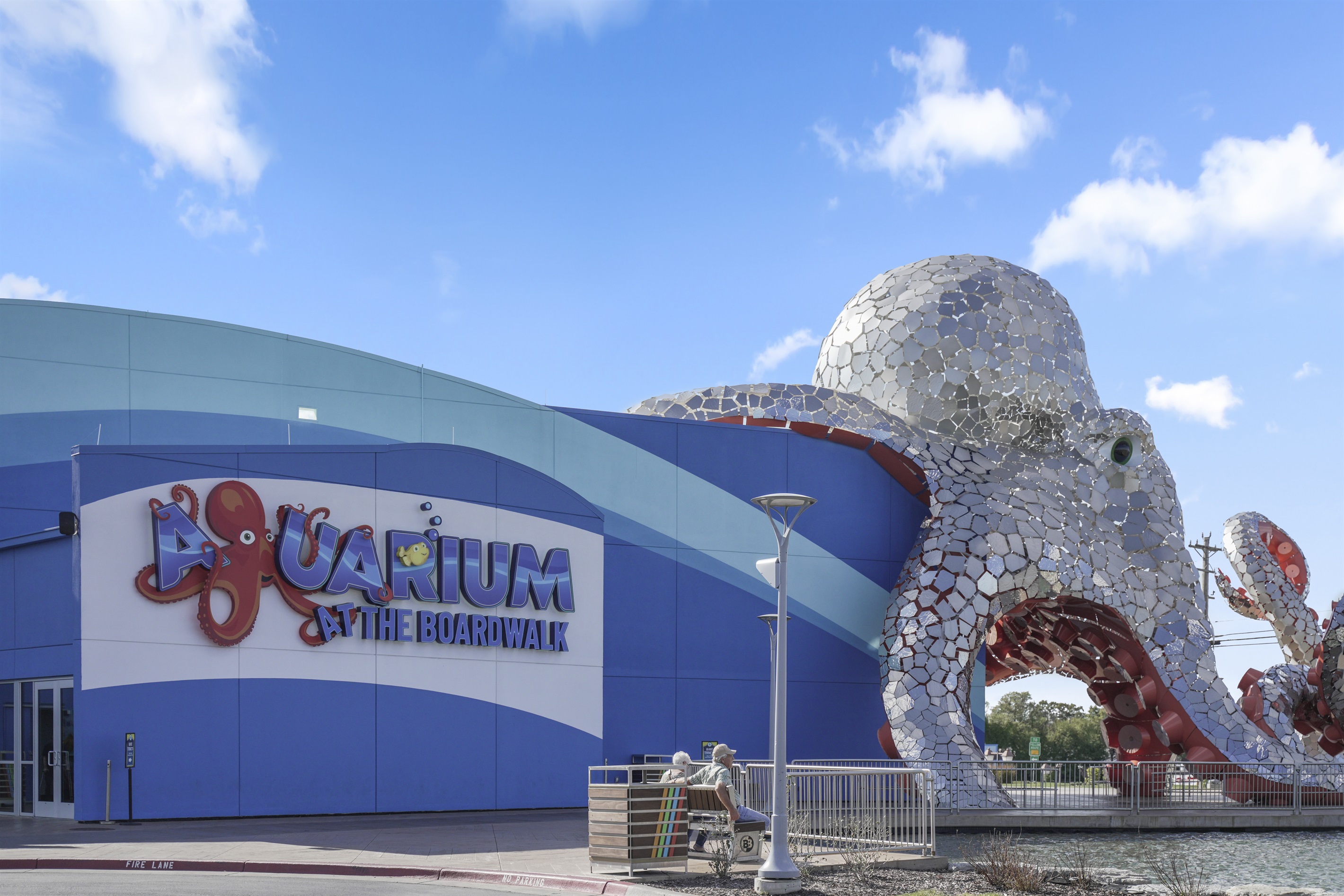 Experience the Branson Strip’s energy just 10 minutes away from your cabin