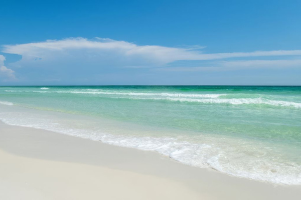 NEW to the market! Enjoy fresh, beautifully updated interiors and all the comforts of home—just 4 minutes from some of the world’s most beautiful white-sand beaches. Your perfect 30A getaway starts here!

