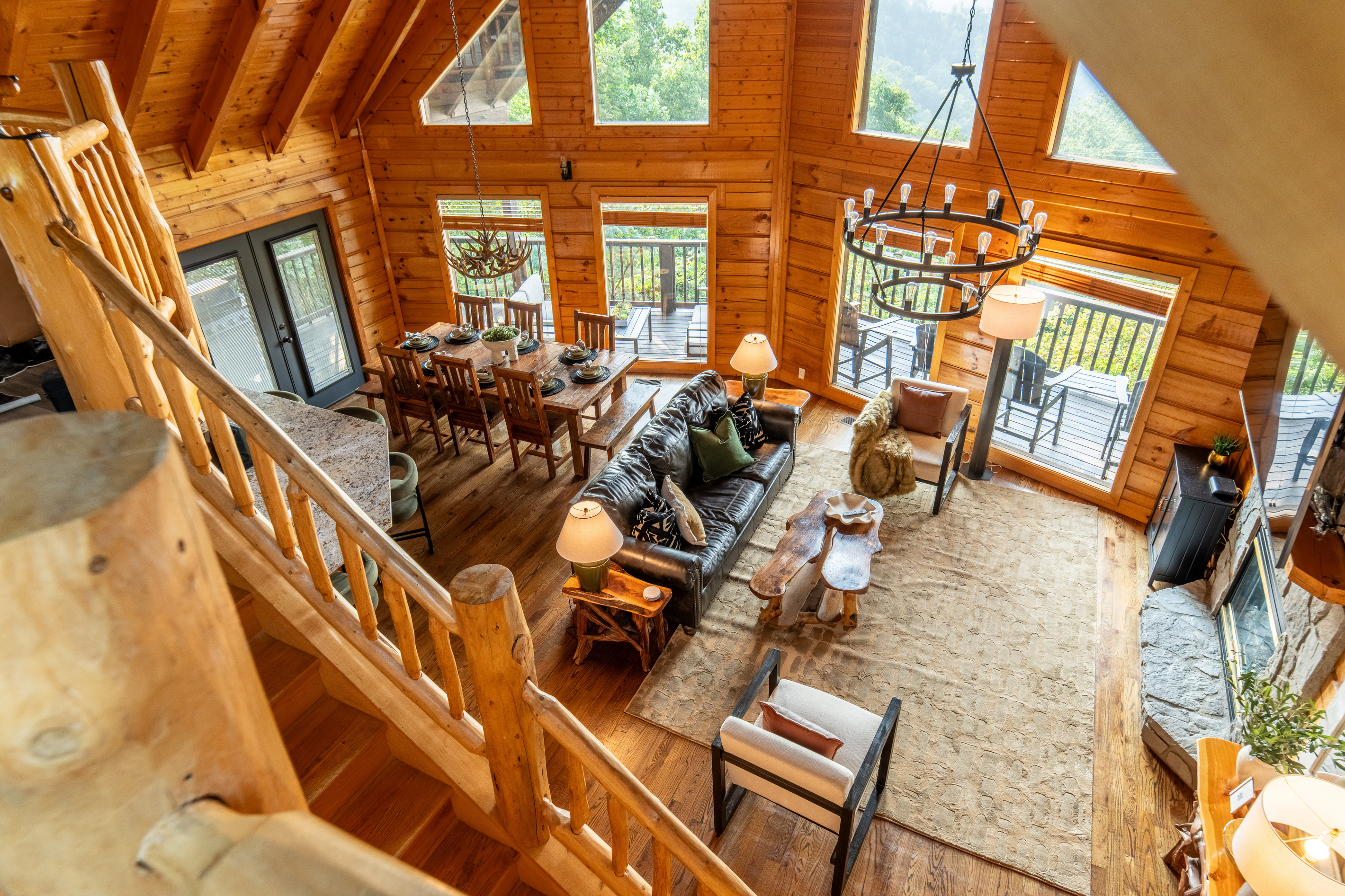 Spacious open area for dining and spending time together