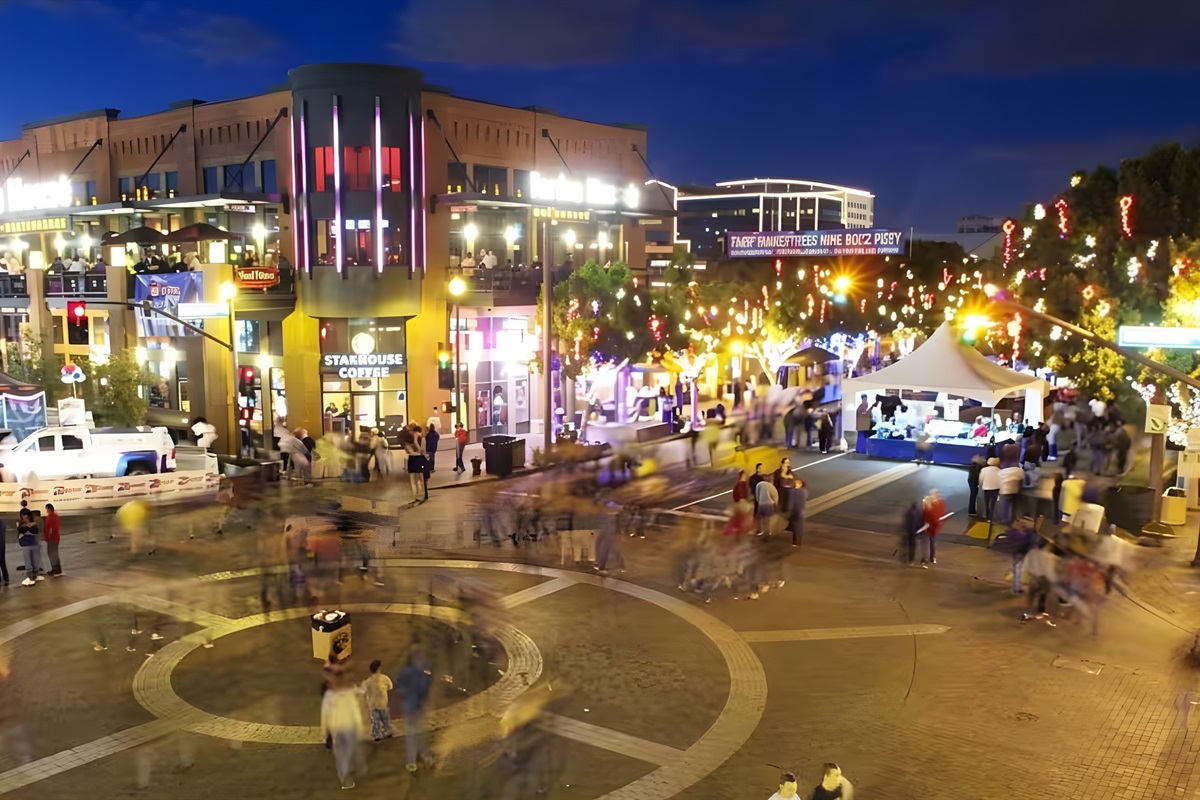 Retreat to our beautiful home after exploring Tempe & the greater Phoenix area