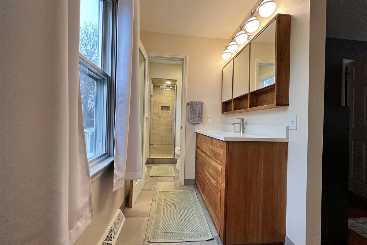 Ensuite Master Bath - Large Vanity and updated shower!
