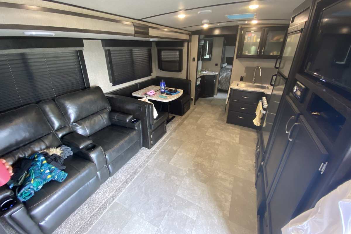 The perfect hang out zone complete with movie theater seating. The dinette can be converted into a double bed
