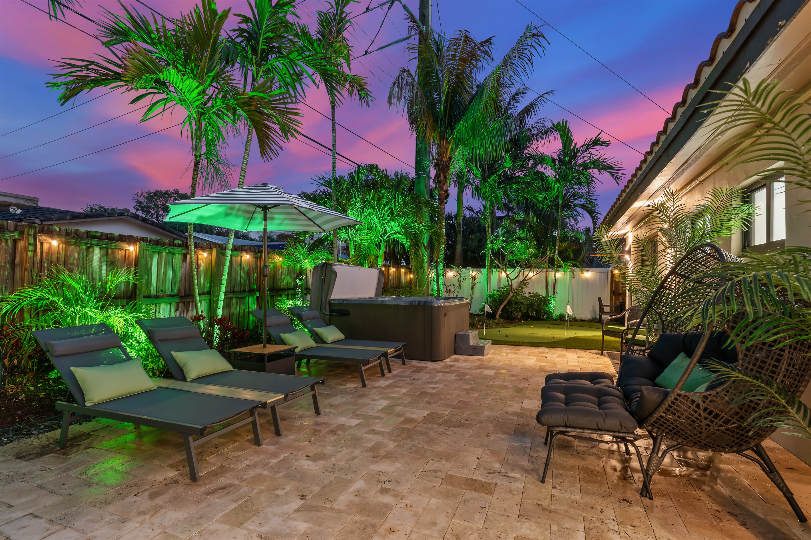 Endless areas to lay back and kick your feet up.