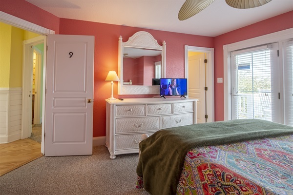 Get ready for a peaceful and luxurious experience in The Hemingway's master bedroom! Dressing up has never been more enjoyable than in this room, with an expansive dressing table complete with