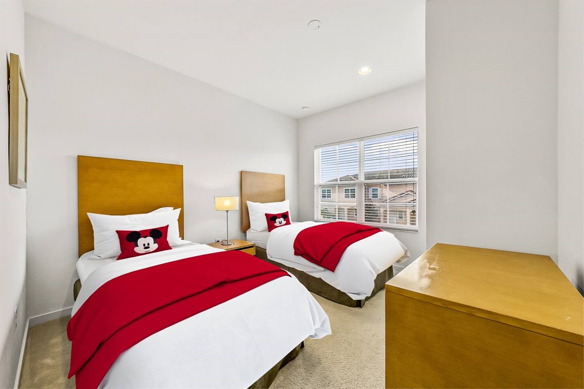 2nd level Mickey bedroom