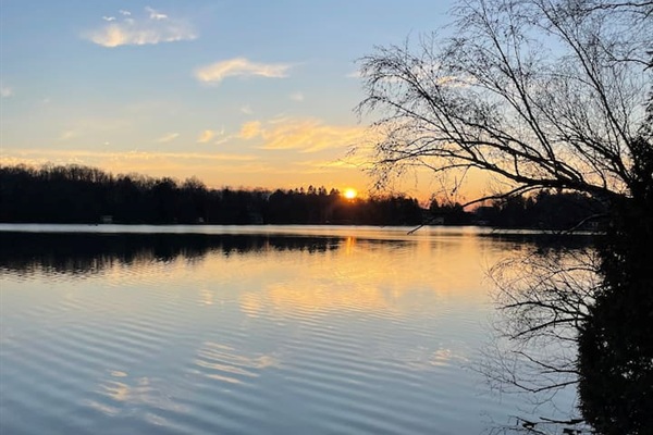 Enjoy peaceful mornings and the last few minutes of the day at the lake. 