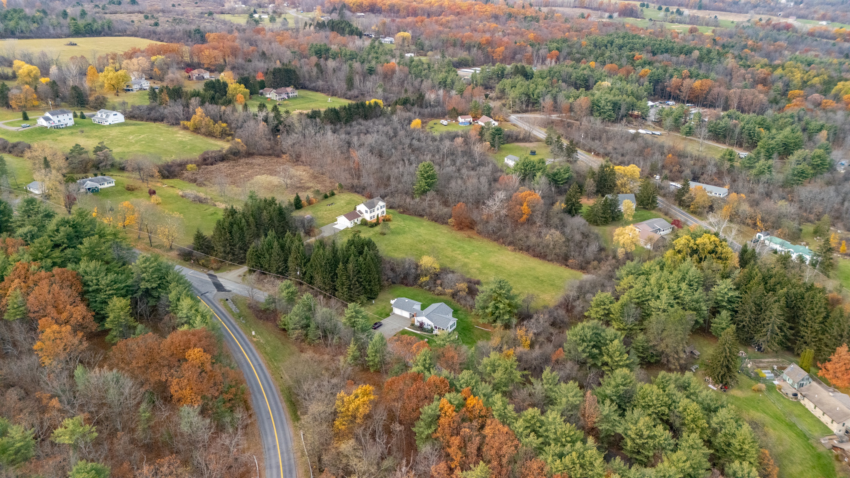 Located 3 min. from Seneca lake and Watkins Glen