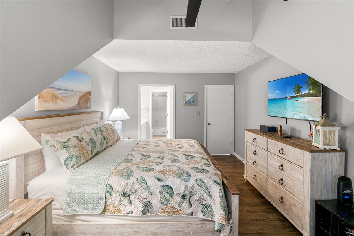 King Bed In Main Bedroom