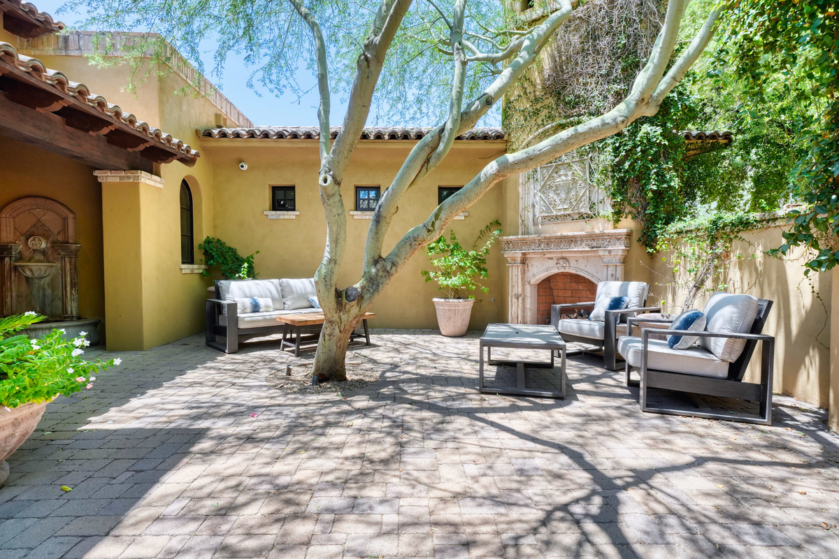 EPIC Sweetwater Estate | 5BR, Pool, Hot Tub & Casita — EPIC Sweetwater Estate | 5BR, Pool, Hot Tub & Casita, Scottsdale, Arizona — photo 55