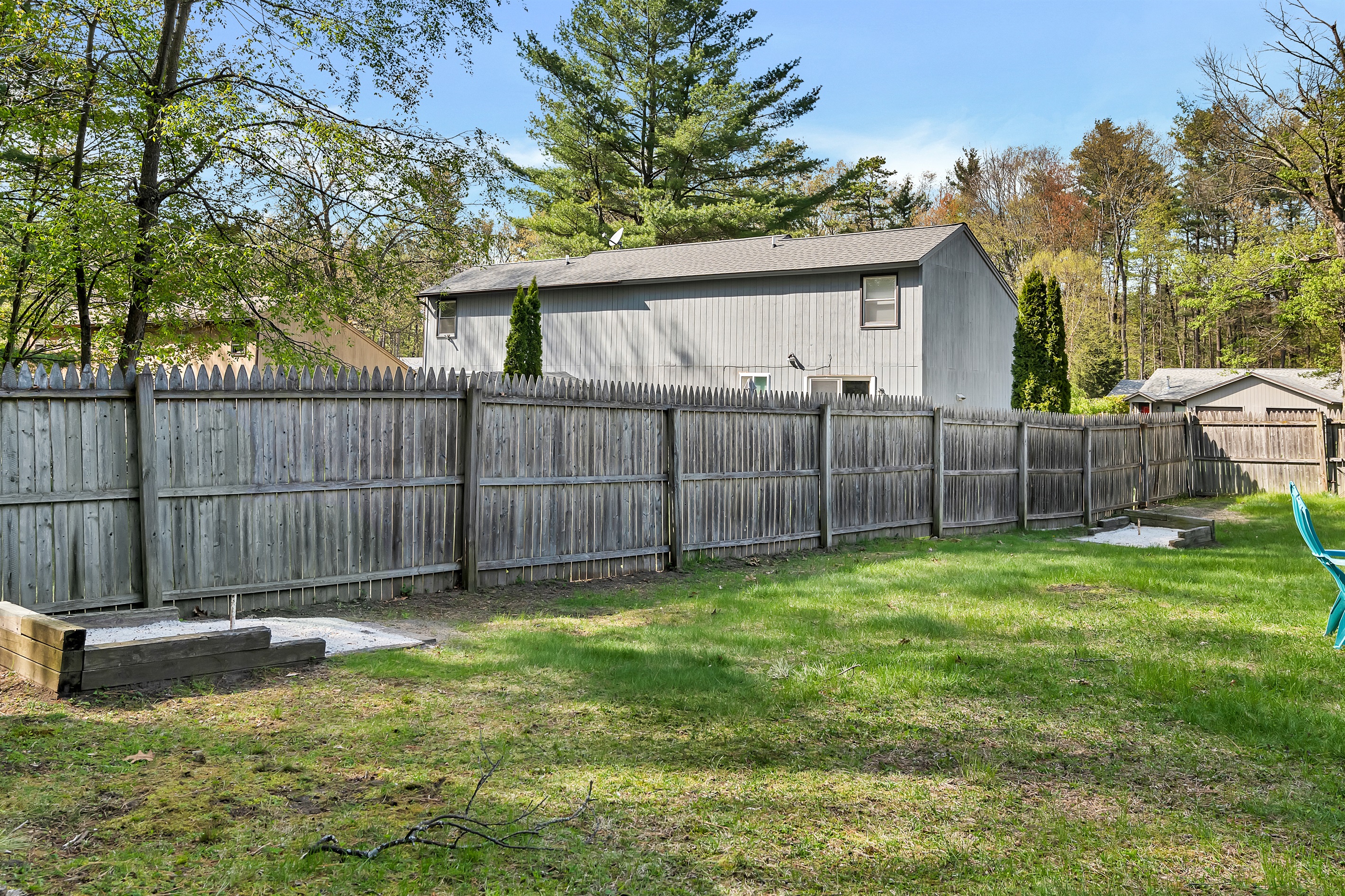 Backyard Horseshoe Pits