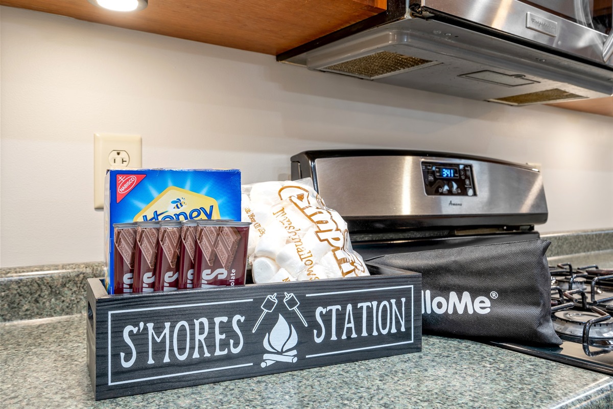 End the night with sweet treats from the stocked s’mores station, perfect for cozy group evenings by the firepit.
