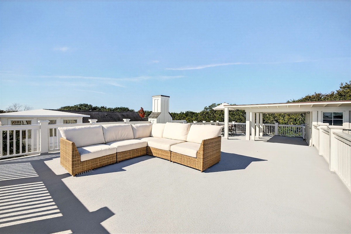 Rooftop Deck