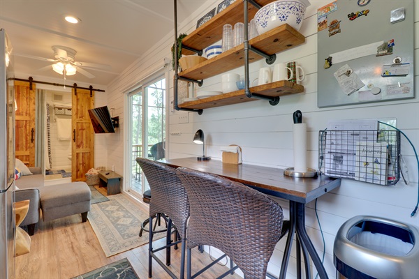 Eating Bar in the kitchen area.