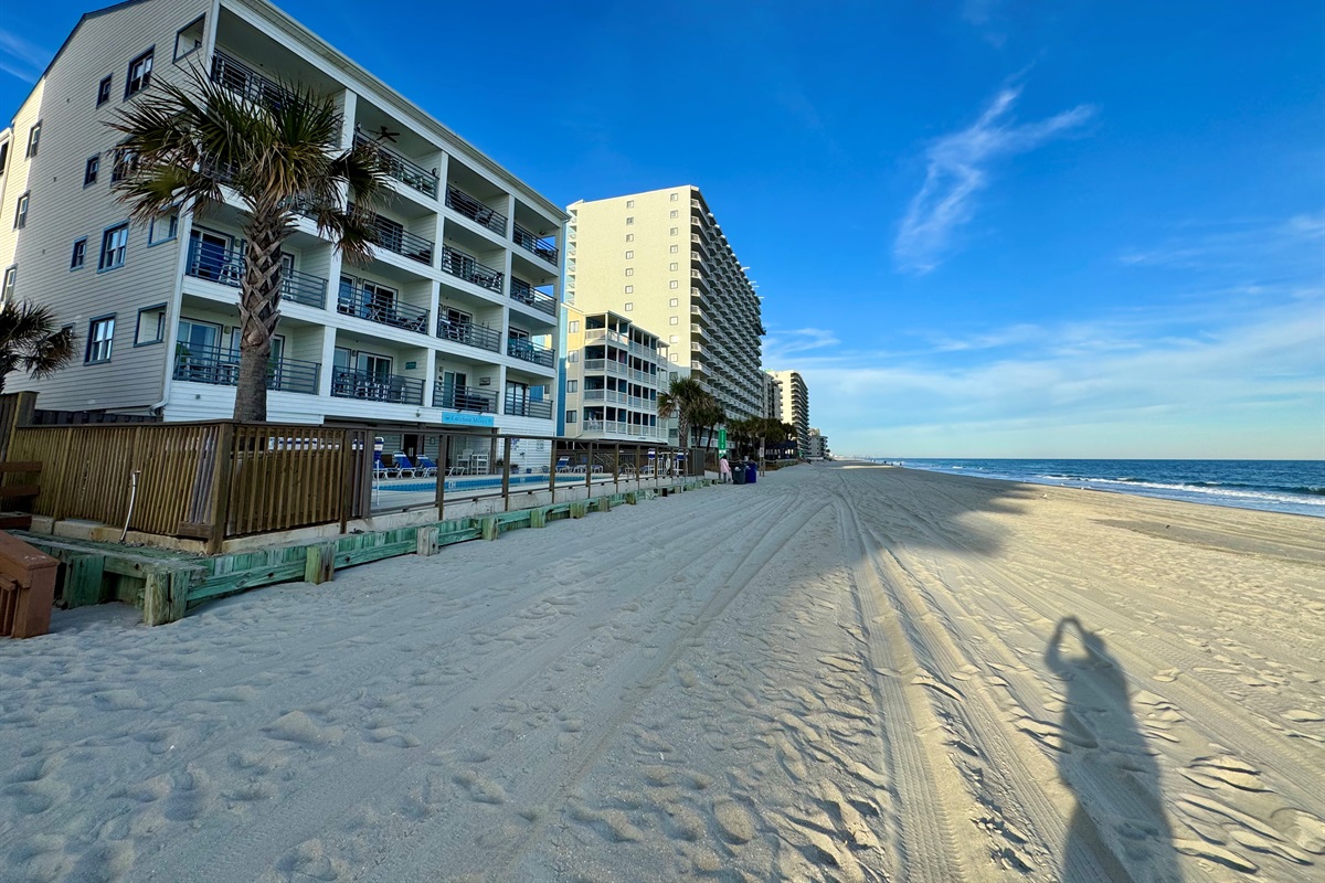 Carolina Shores II from beach