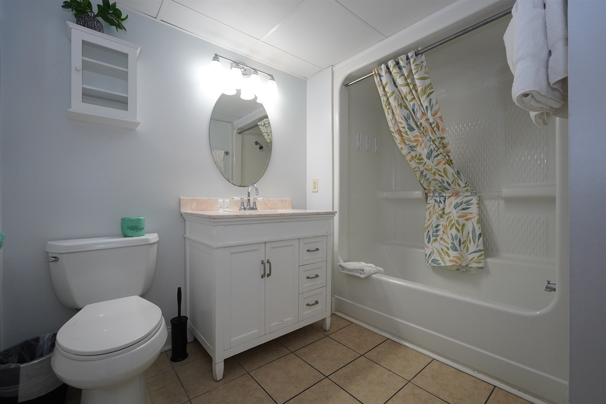 Full bath with tub/shower with all the essentials for a carefree stay