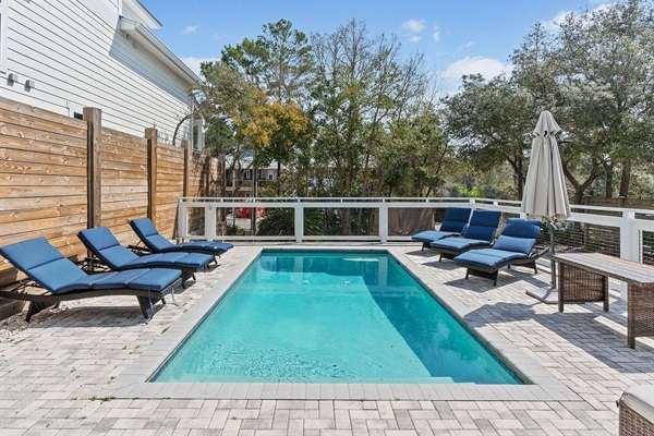 Twinkle Lights Over Pool – Evening Ambiance on 30A