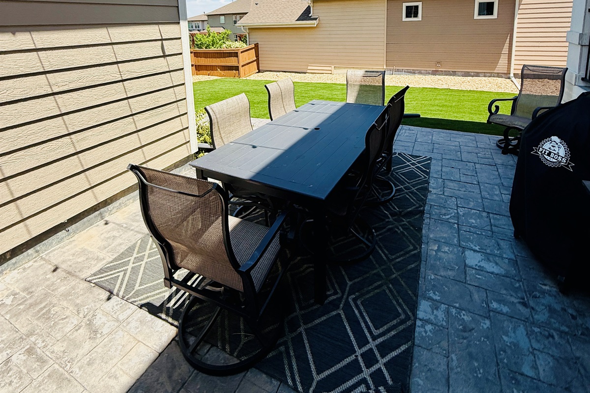 Outdoor lower dining area with lighting!