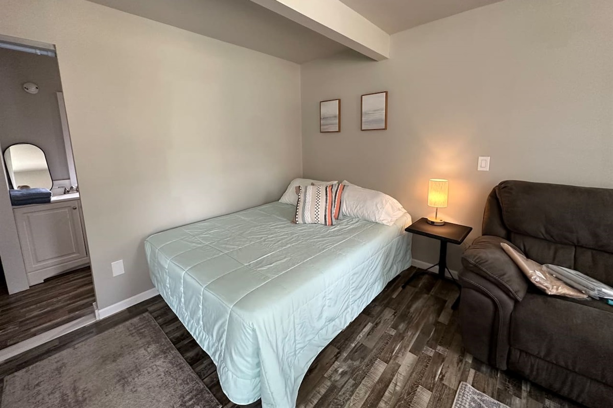 Queen bed